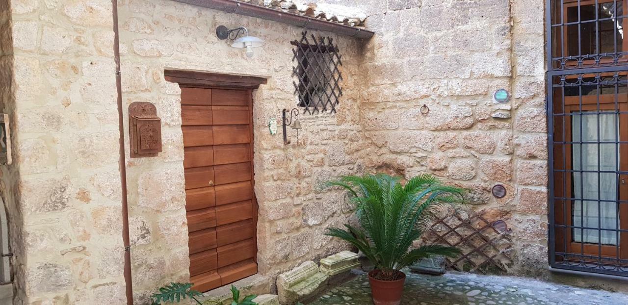 Palazzo Urbani Lägenhet Orvieto Exteriör bild